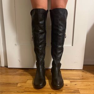 Steve Madden knee high black leather boots with buckles size 9. Great condition